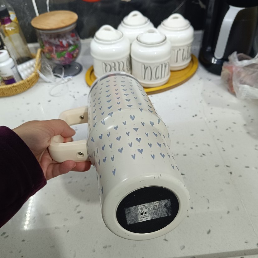 Bej Kalpli Kapaklı Termos Kupa - Görsel 3