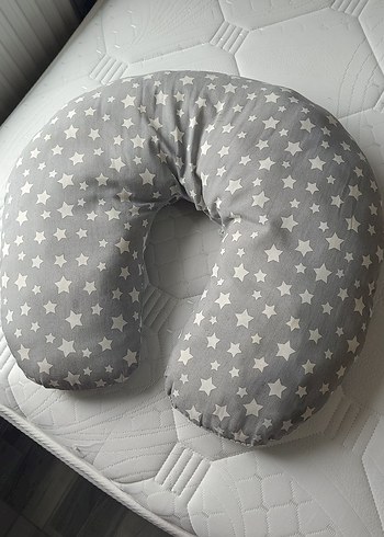 Gri Yıldız Desenli Emzirme ve Hamile Yastığı - Görsel 2
