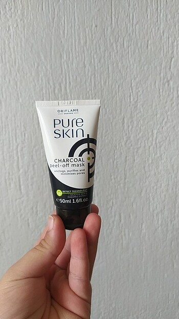 Oriflame siyah nokta kömür maskesi 
