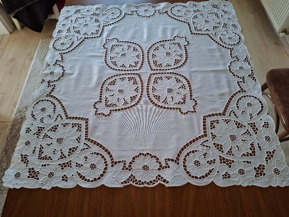 delikişi Masa Örtüsü - Görsel 2