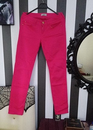 pembe jean