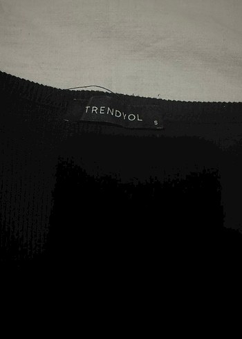 Siyah V Yaka Uzun Kollu Dar Kesim Bluz - Görsel 2