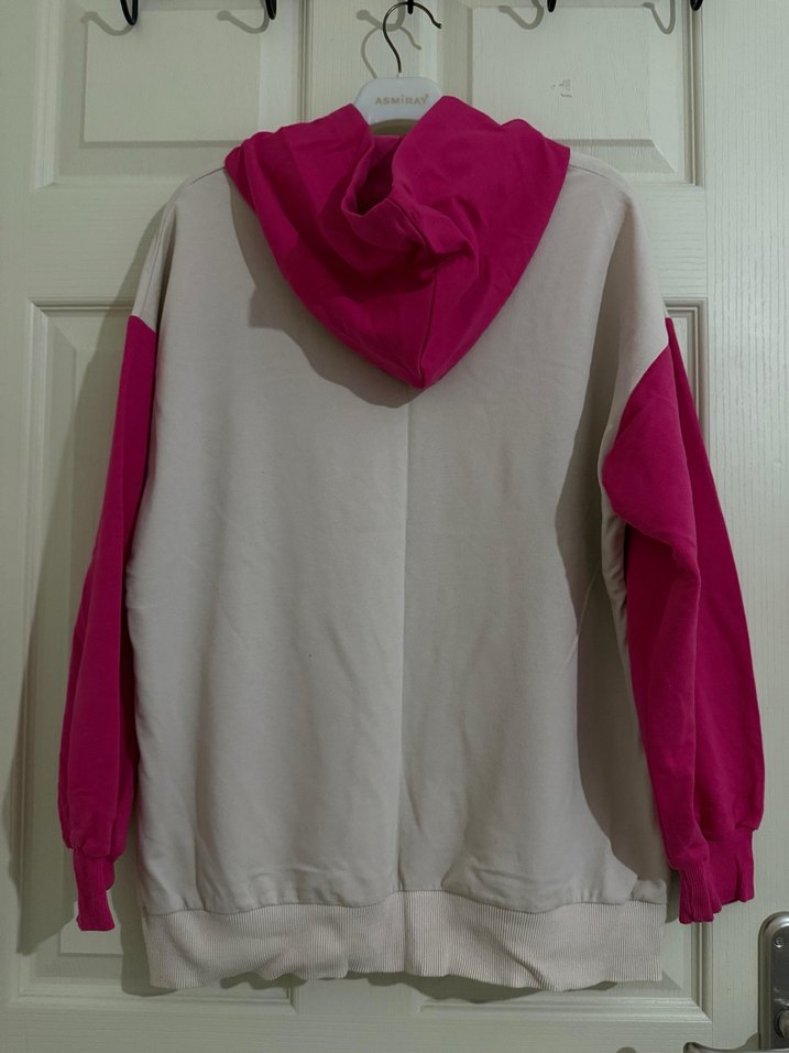 Pembe kapüşonlu Barbie baskılı sweatshirt - Görsel 2