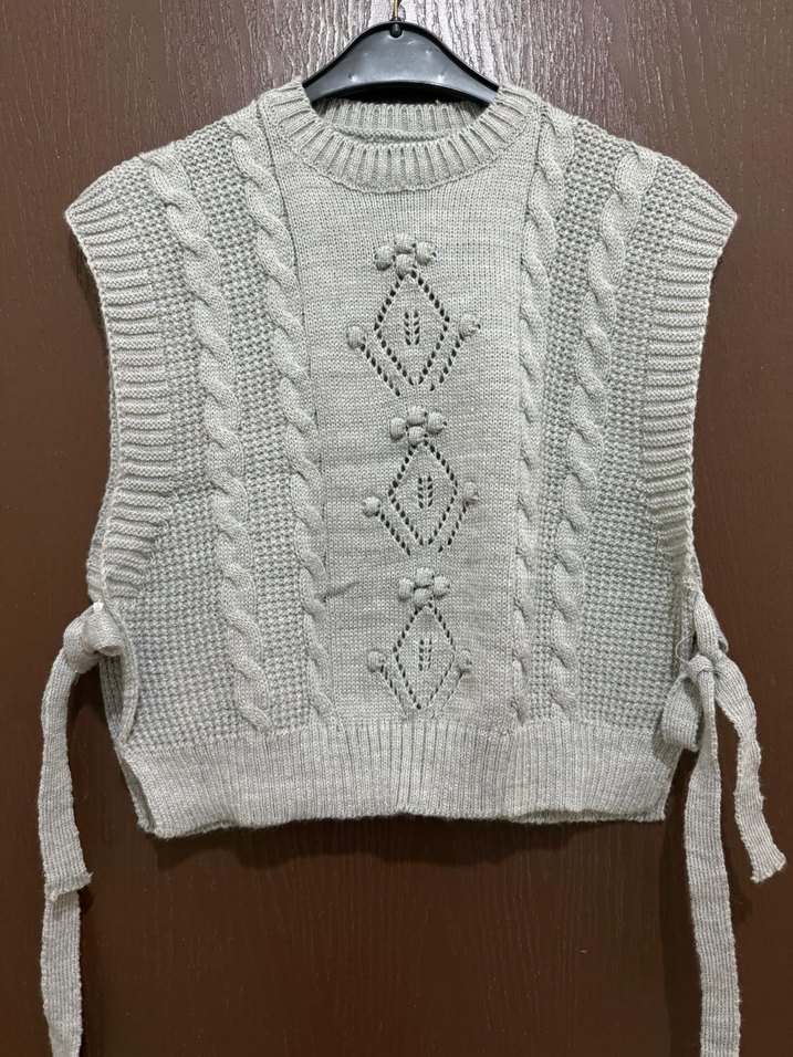 Gri Nakışlı Örgü Kadın Süveter - Görsel 2