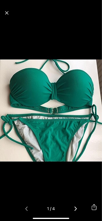 Yeşil bikini takımı