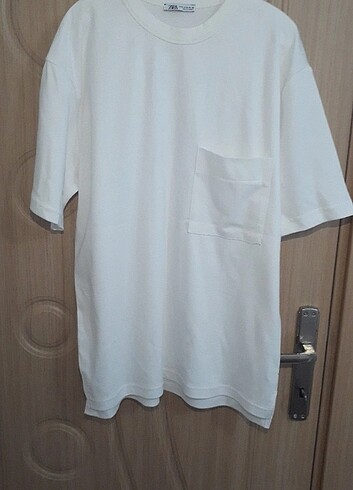 ZARA OVERSIZE T-SHIRT