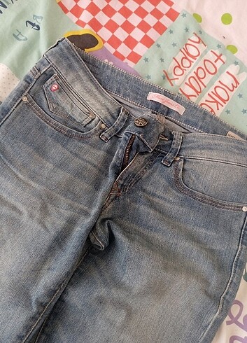 26 Beden mavi Renk Mavi jeans pantolon