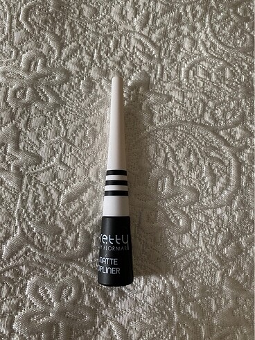 PRETTY BY FLORMAR MATTE DİPLİNER