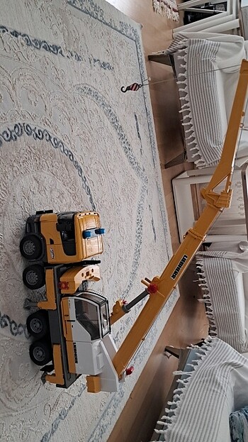 Bruder Oyuncak Scania 560R Liebherr Vinçli Kamyon Br03571