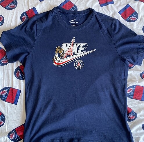 nike paris tee