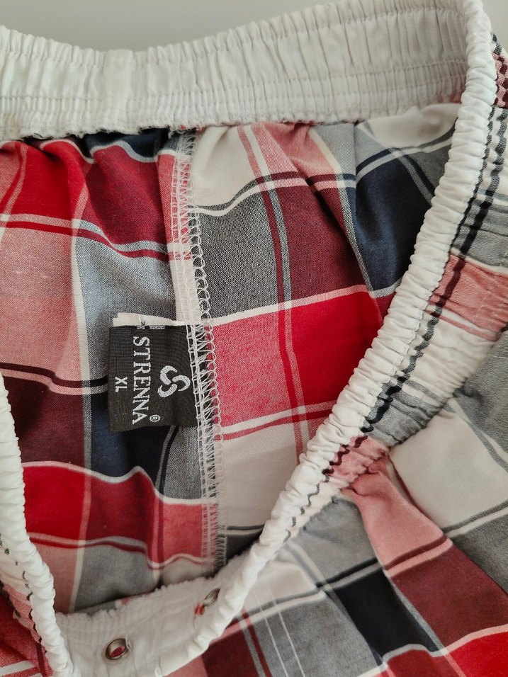 Erkek Çocuk Renkli Kareli Bol Kesim Şort - Görsel 3