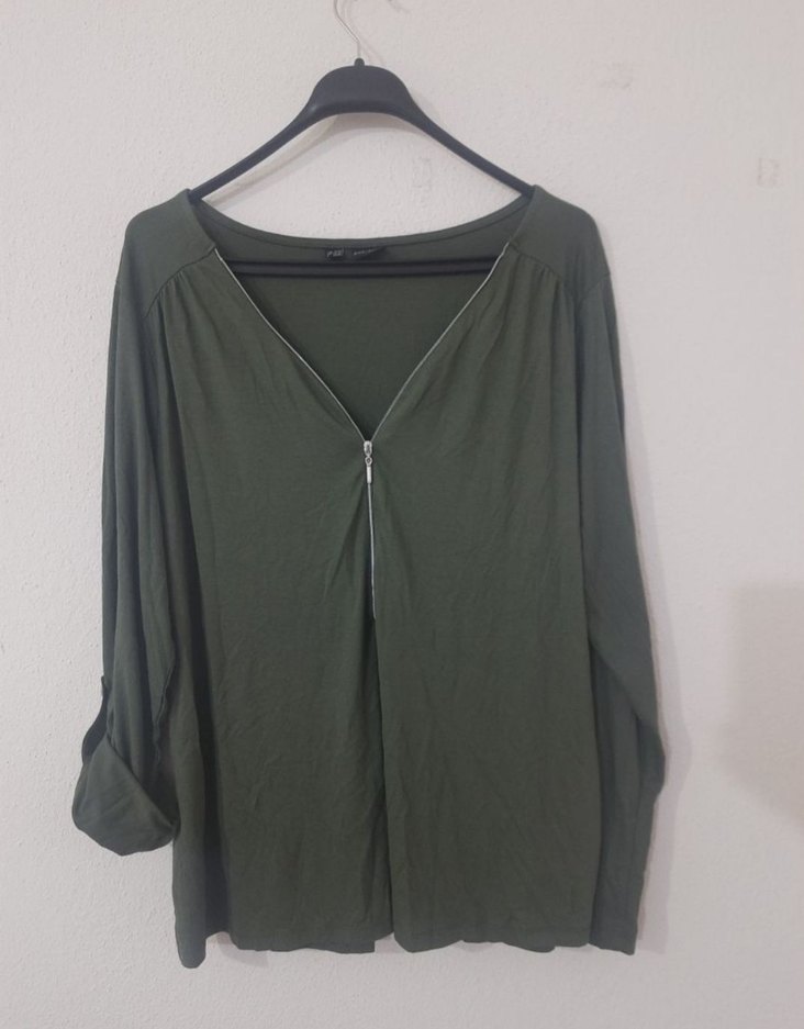 Kadın Haki V Yaka Fermuarlı Bluz - Görsel 2