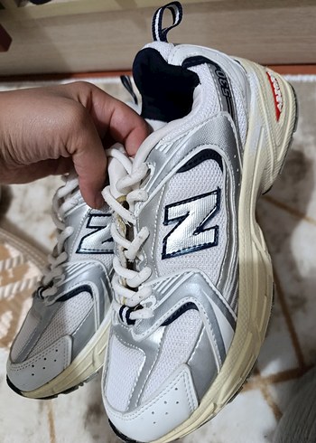 38 Beden Beyaz Bağcıklı Kadın Spor Ayakkabı