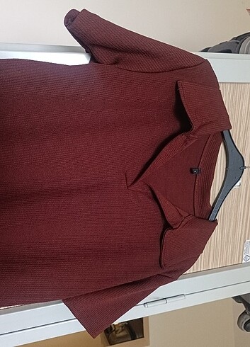 Kahve mini elbise yakali