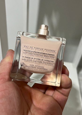 Narciso Poudree Kadın Parfümü 90 milim - Görsel 4