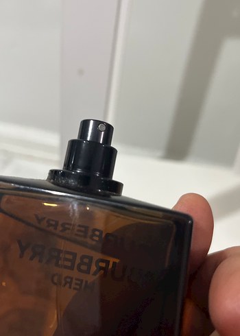 150 ml Burberry Hero Erkek Parfümü - Görsel 5