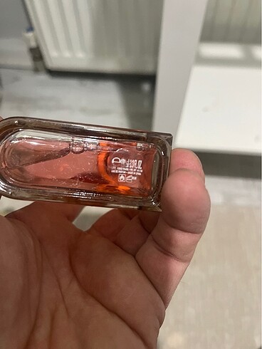Burberry 100 ml orjinal iade garantilidir kapaksız
