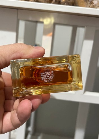  Beden Burberry Gold Kadın Parfümü 100 milim orijinal iade garantili