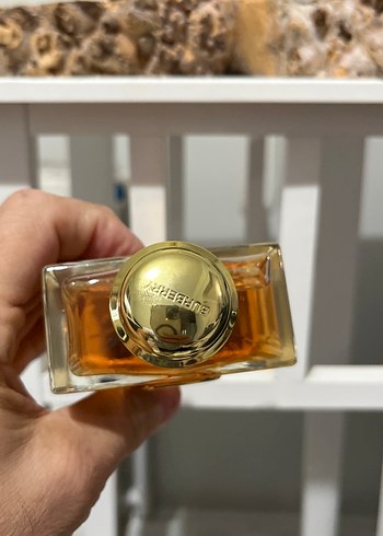 Burberry Burberry Gold Kadın Parfümü 100 milim orijinal iade garantili