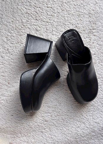 Siyah Platform Topuklu Kadın Ayakkabı - Görsel 2