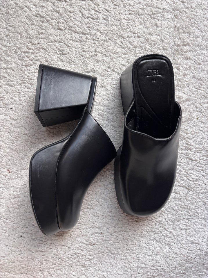 Siyah Platform Topuklu Kadın Ayakkabı - Görsel 3