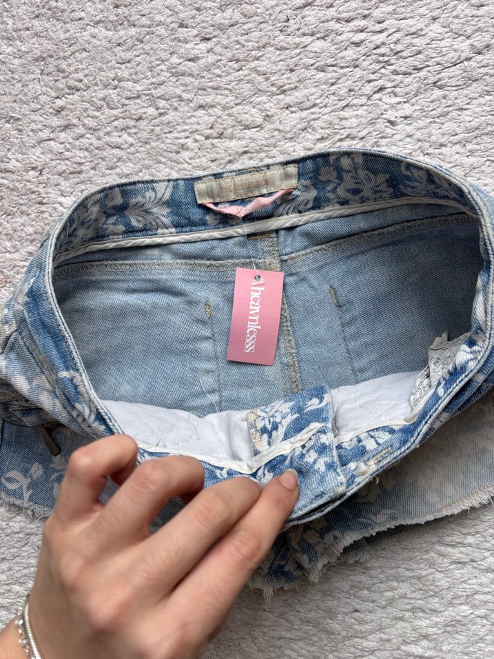 Lace Detaylı Mini Denim Şort - Görsel 4