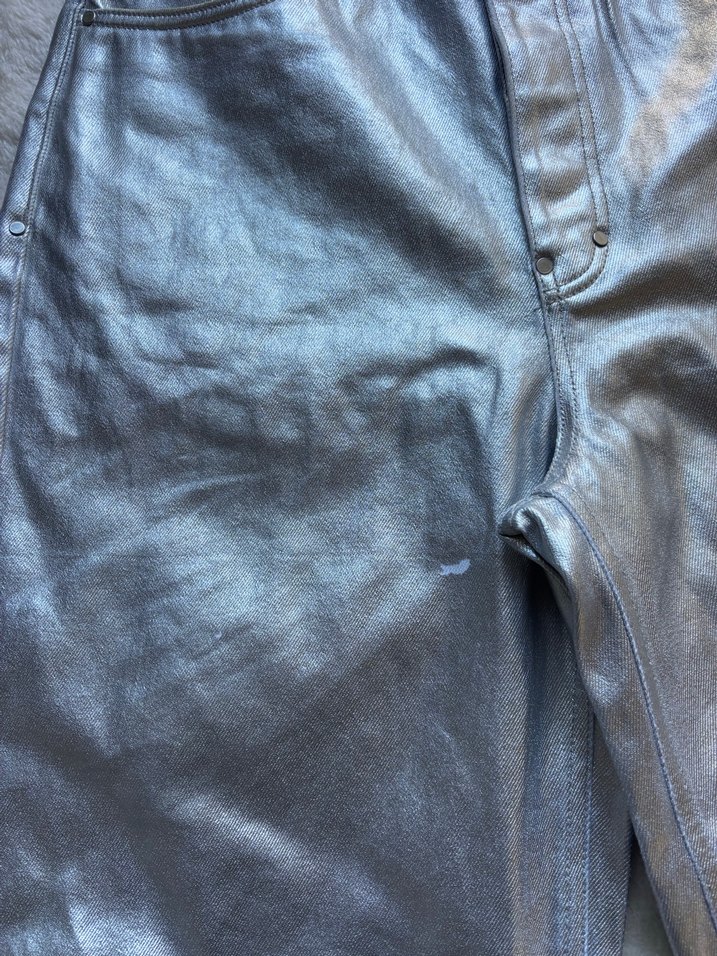 Gri Parlak Midi Denim Şort - Görsel 2