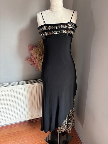 American Vintage Uzun Leopar Yırtmaçlı Elbise