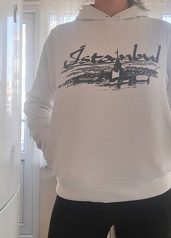 Cepli kapşonlu beyaz içi polar sweatshirt 