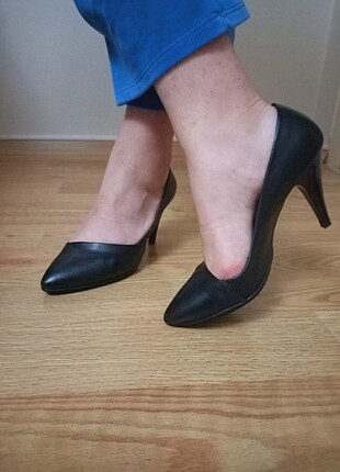 Diğer Siyah Stiletto