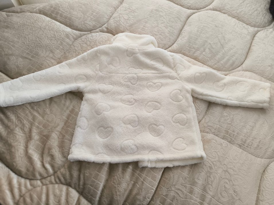 Bebe Yaka Beyaz Pelüş Kız Bebek Mont - Görsel 3