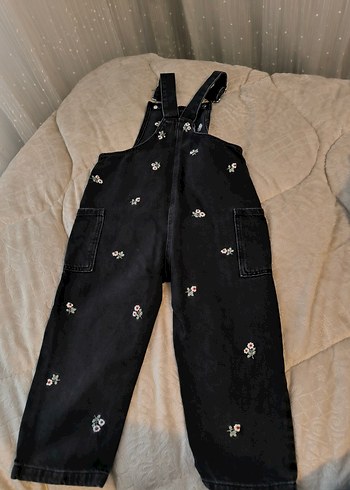 Kızlar için Siyah Nakışlı Kot Tulum - Görsel 2