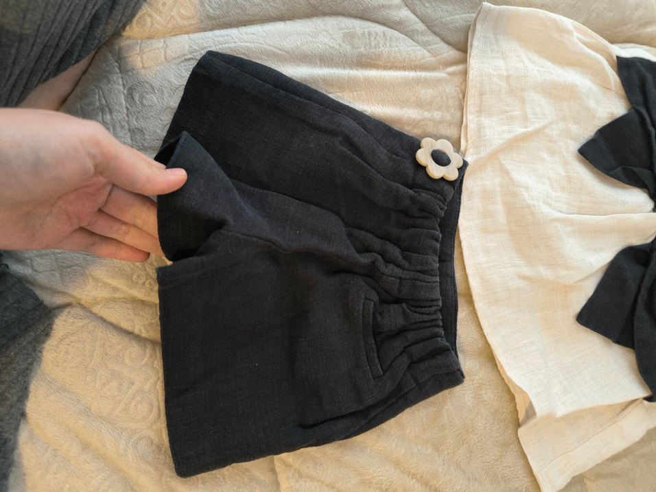 Kısa Kollu Beyaz Fiyonk Detaylı Bebek Kız Takımı - Görsel 2