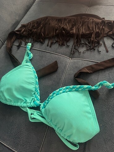 s Beden Çiçekli bikini takımı Sıfır etiketli 15-16 yaş