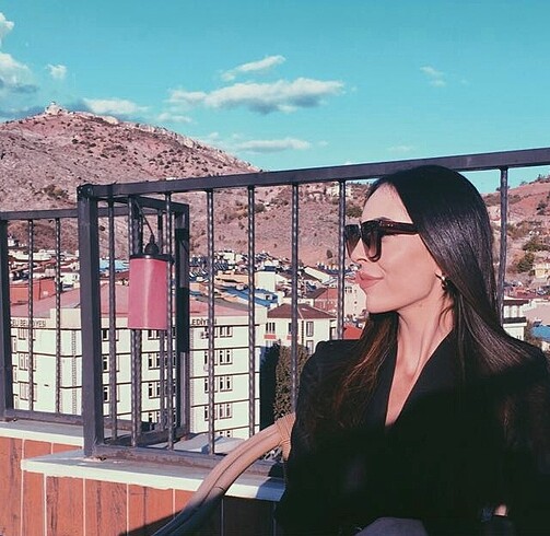BİLGE KARGA GÖZLÜK