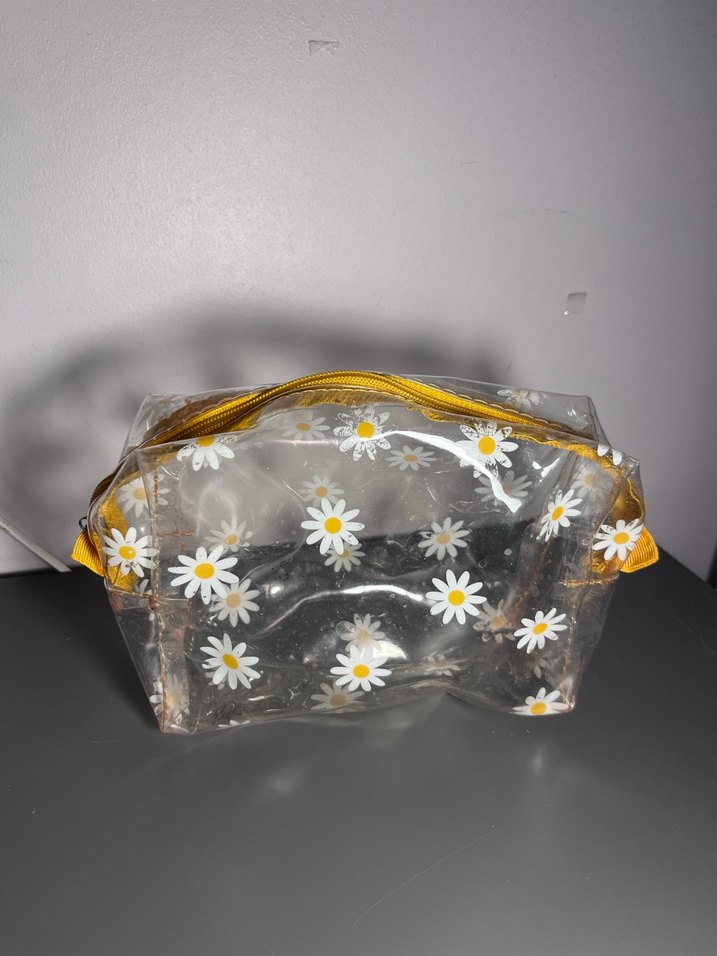 Şeffaf Sarı Papatya Desenli Makyaj Çantası - Görsel 3