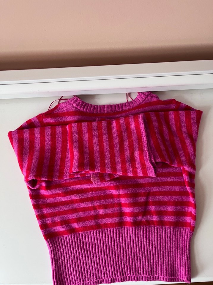 Pembe Çizgili V Yakalı Triko Kadın Kazak - Görsel 4