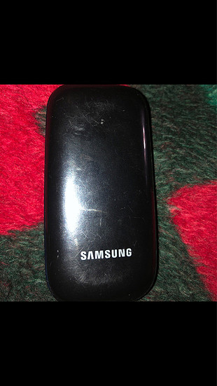 Samsung kapaklı telefon 