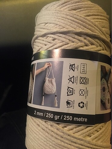 Kalın iplik bir adet