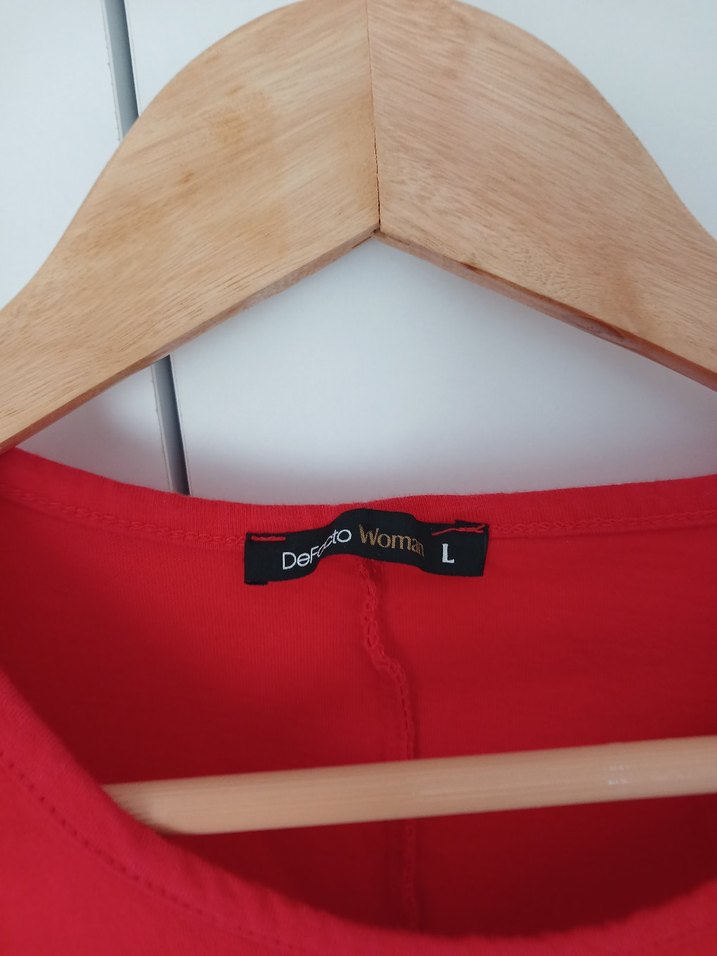 Kırmızı ELBISE - Görsel 2