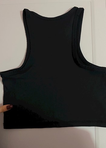 Siyah Yüksek Yakalı Kadın Atlet - Görsel 2