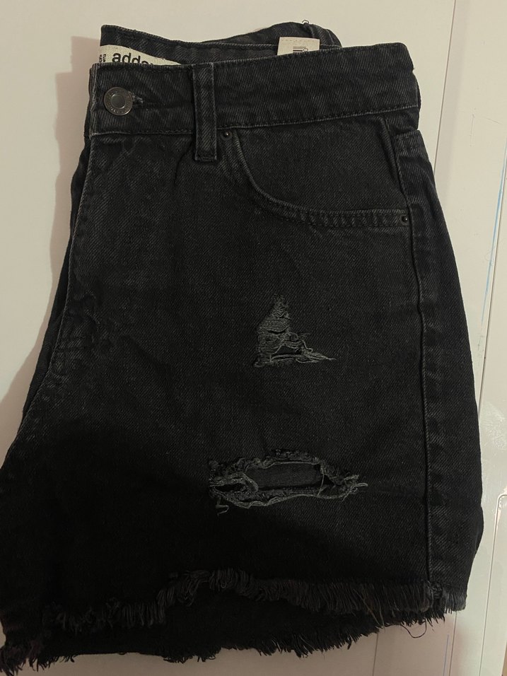 Siyah Yırtık Mini Kot Şort - Görsel 2