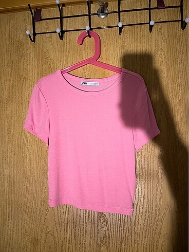 zara crop top