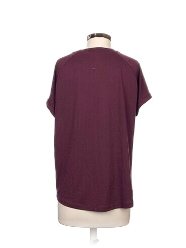 xl Beden LC Waikiki T-shirt %70 İndirimli.