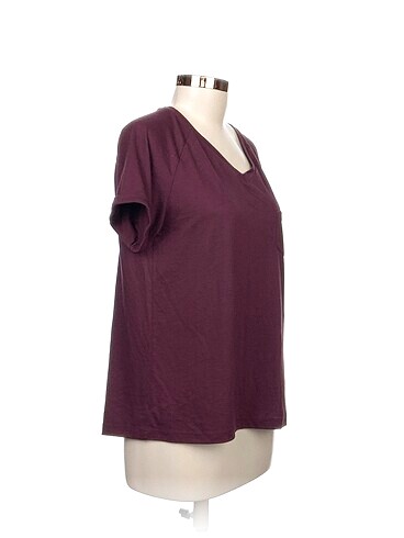 LC Waikiki LC Waikiki T-shirt %70 İndirimli.