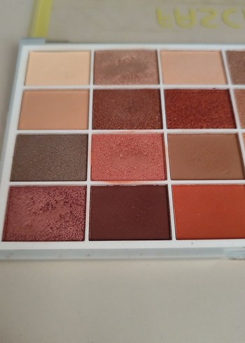 Toprak tonları far paleti - Görsel 2