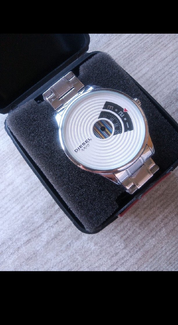 Beyaz Diesel İş Saatı Renkli Detaylı - Görsel 3