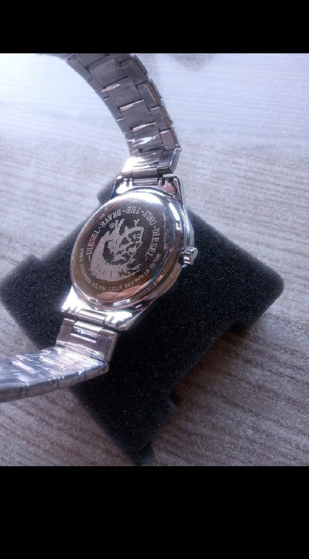 Beyaz Diesel İş Saatı Renkli Detaylı - Görsel 4