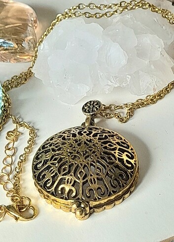BÜYÜTEÇLİ KAFES MADALYON KOLYE 