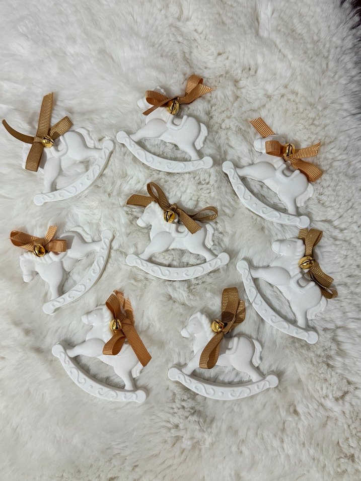 Sallanan at kokulu taş magnet - Görsel 3